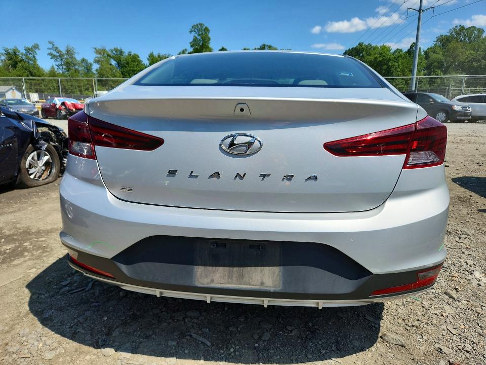 2020 Hyundai Elantra მანქანა იყიდება აუქციონზე, vin: 5NPD74LF5LH511375, აუქციონის ნომერი: 62168476
