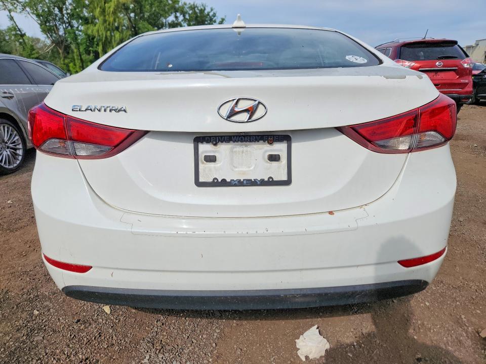 Продажа на аукционе авто 2016 Hyundai Elantra, vin: 5NPDH4AE3GH778267, номер лота: 61527516
