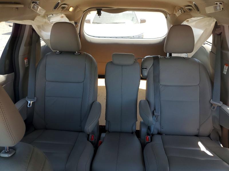 Продажа на аукционе авто 2017 Toyota Sienna, vin: 5TDYZ3DC2HS874440, номер лота: 60800486