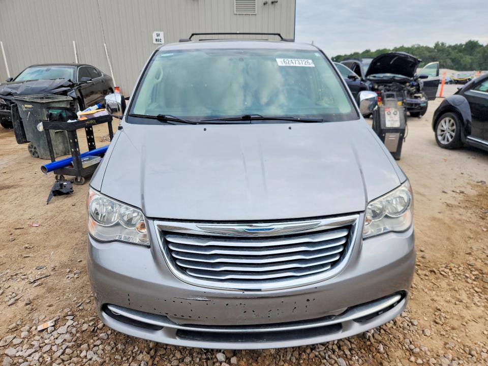 62473726 :رقم المزاد ، 2C4RC1CGXGR304319 vin ، 2016 Chrysler Town & Country مزاد بيع