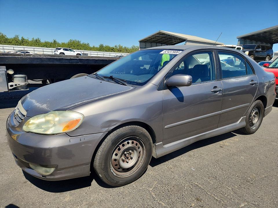 62437906 :رقم المزاد ، 1NXBR32E94Z199083 vin ، 2004 Toyota Corolla مزاد بيع