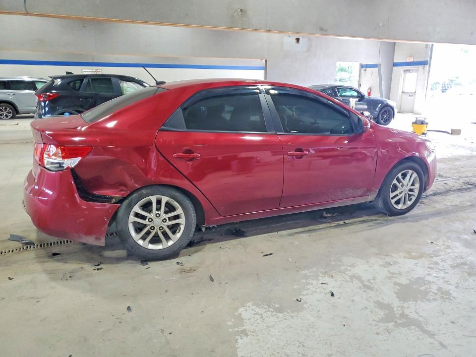 2012 Kia Forte მანქანა იყიდება აუქციონზე, vin: KNAFU4A2XC5531426, აუქციონის ნომერი: 60213626