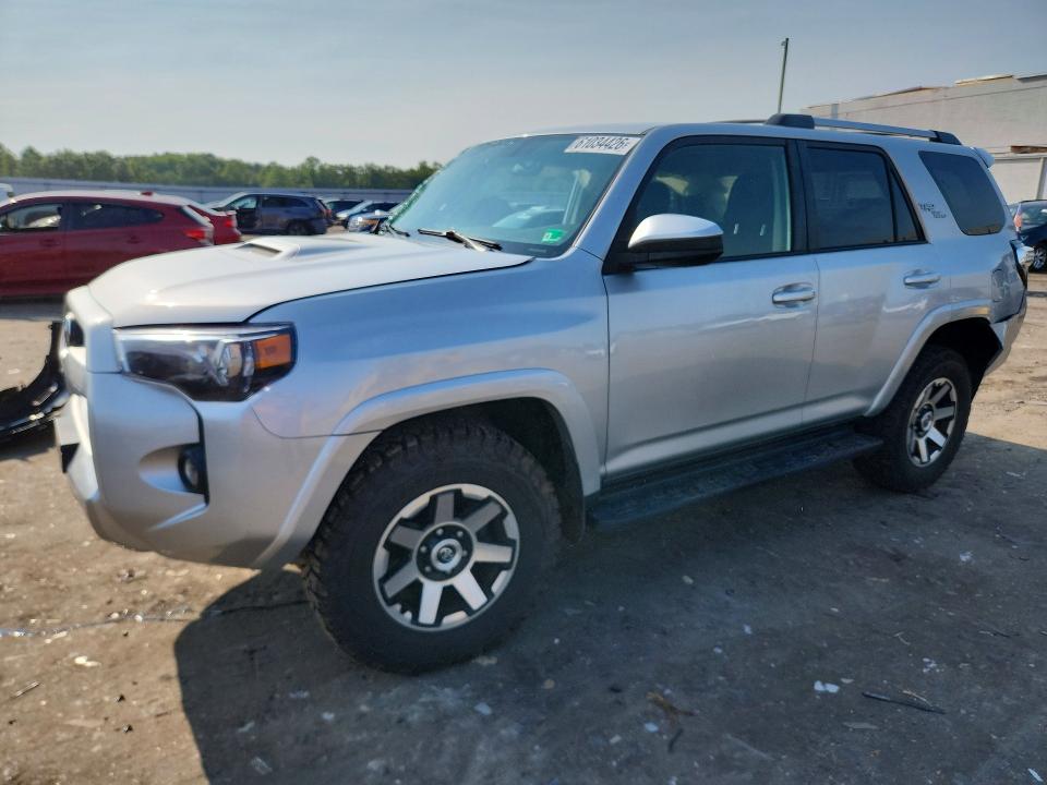 2017 Toyota 4runner მანქანა იყიდება აუქციონზე, vin: JTEBU5JR9H5438663, აუქციონის ნომერი: 61034426