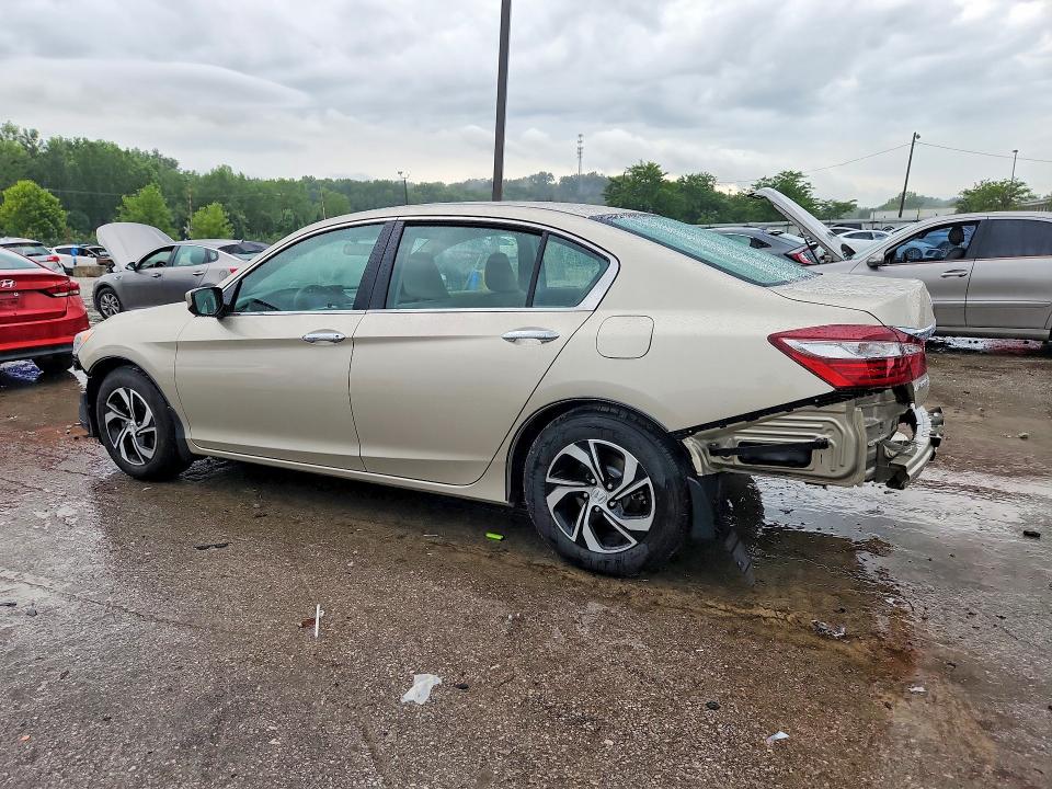 60234506 :رقم المزاد ، 1HGCR2F32HA307080 vin ، 2017 Honda Accord مزاد بيع