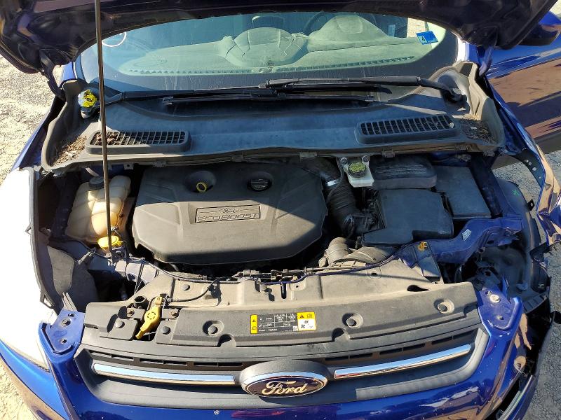 2013 Ford Escape მანქანა იყიდება აუქციონზე, vin: 1FMCU9G90DUC95573, აუქციონის ნომერი: 61937716