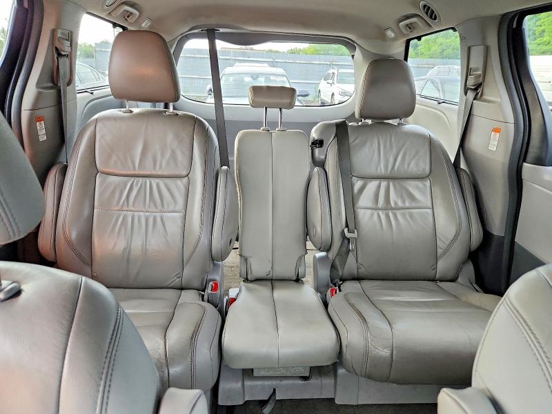 Aukcja sprzedaży 2018 Toyota Sienna, vin: 5TDYZ3DCXJS927018, numer aukcji: 62088266