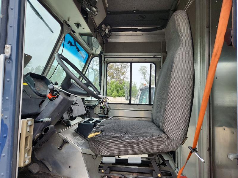 58502386 :رقم المزاد ، 4UZAC2GA2MCMM9749 vin ، 2021 Freightliner Chassis مزاد بيع