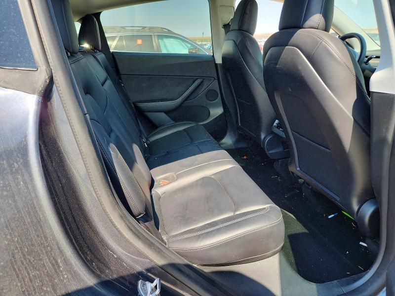 60862276 :رقم المزاد ، 5YJYGDEF7MF258834 vin ، 2021 Tesla Model Y مزاد بيع