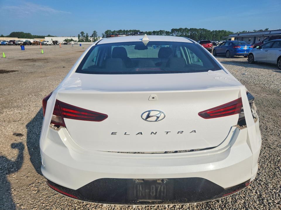 61302216 :رقم المزاد ، 5NPD84LF4LH587554 vin ، 2020 Hyundai Elantra مزاد بيع
