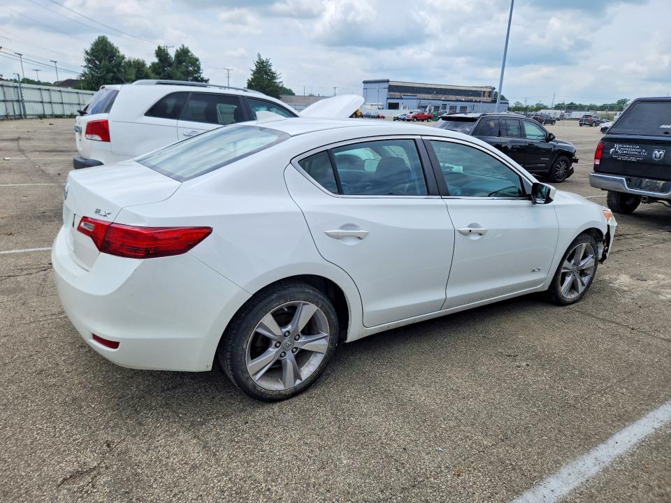 60149736 :رقم المزاد ، 19VDE1F53DE010703 vin ، 2013 Acura Ilx مزاد بيع
