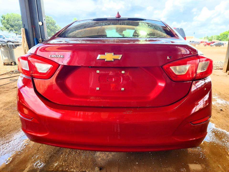 62088786 :رقم المزاد ، 3G1BE5SM3HS568733 vin ، 2017 Chevrolet Cruze مزاد بيع