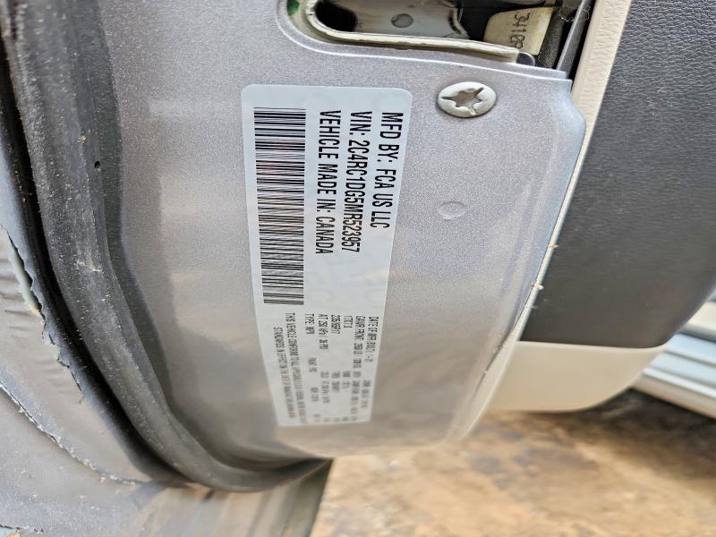 60867956 :رقم المزاد ، 2C4RC1DG5MR523957 vin ، 2021 Chrysler Voyager مزاد بيع