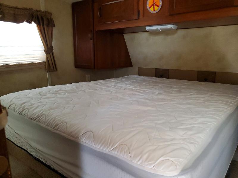 60854116 :رقم المزاد ، 4X4FPTL2XEP045945 vin ، 2014 Palonimo Recreational Vehicle (rv) مزاد بيع