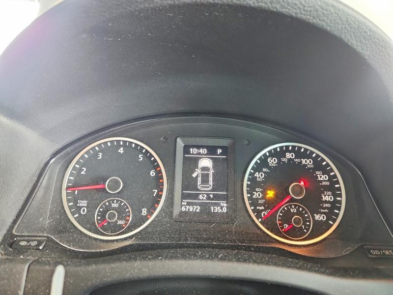 Продаж на аукціоні авто 2017 Volkswagen Tiguan, vin: WVGUV7AX0HK037522, номер лоту: 60693826