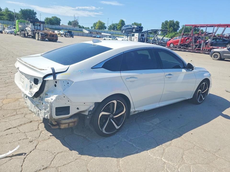 61606836 :رقم المزاد ، 1HGCV2F30KA008397 vin ، 2019 Honda Accord مزاد بيع