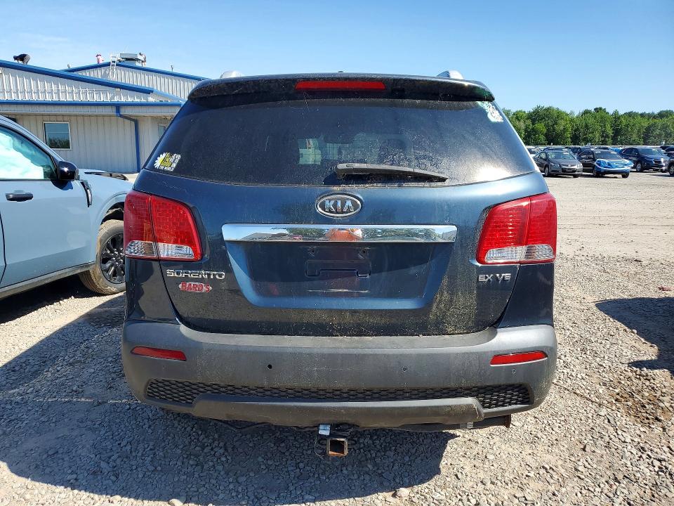 2011 Kia Sorento მანქანა იყიდება აუქციონზე, vin: 5XYKUDA27BG062805, აუქციონის ნომერი: 59831736