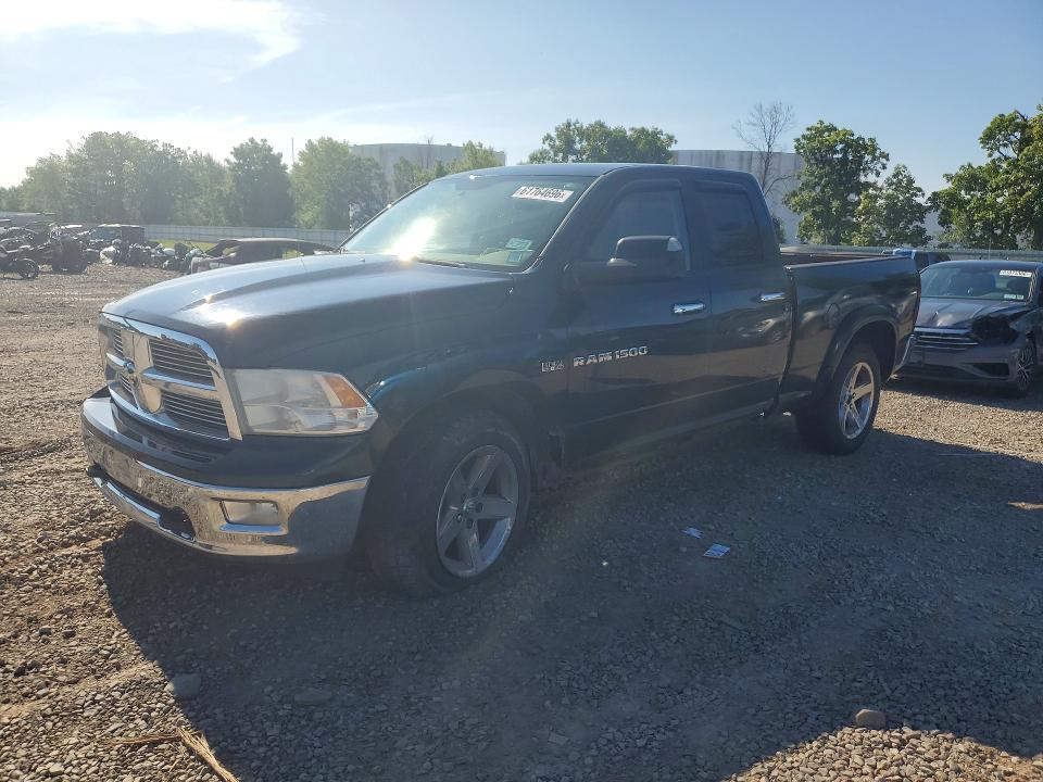 61764696 :رقم المزاد ، 1D7RV1GT2BS622255 vin ، 2011 Dodge Ram 1500 مزاد بيع