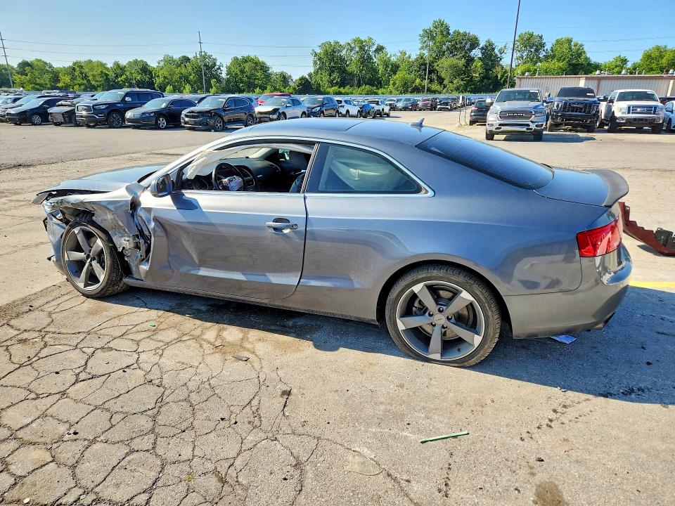 62454236 :رقم المزاد ، WAUCFAFRXFA017699 vin ، 2015 Audi A5 مزاد بيع