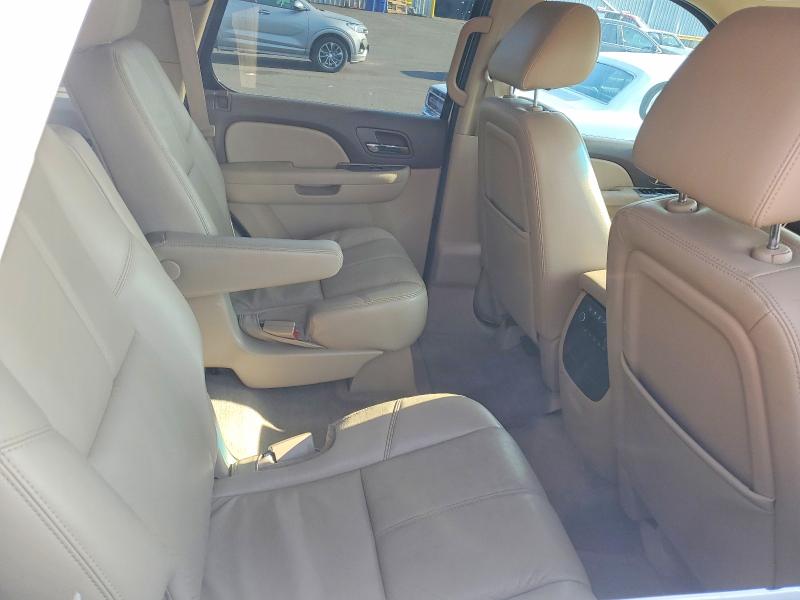 Auction sale of the 2014 Chevrolet Tahoe, vin: 1GNSKBE03ER215888, lot number: 61421316