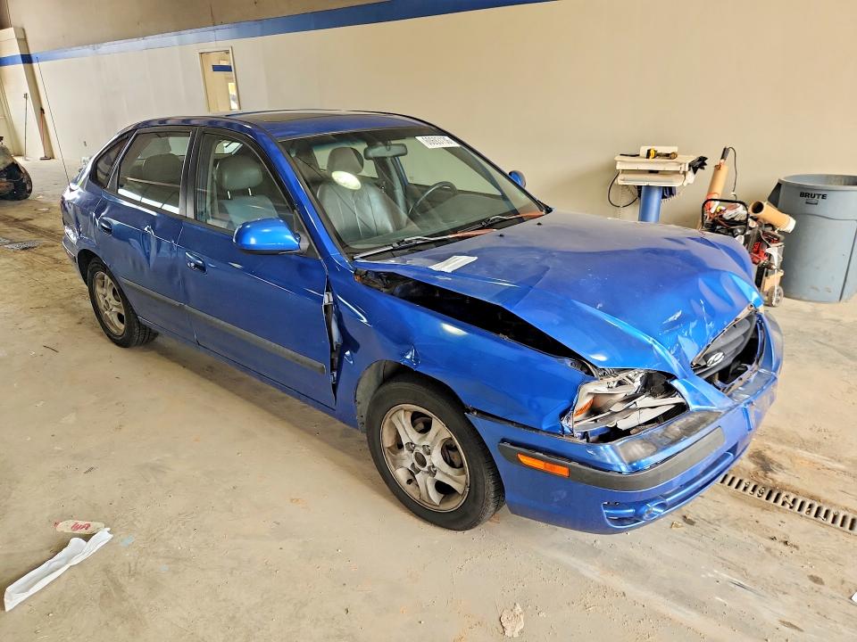 60693136 :رقم المزاد ، KMHDN56D34U127183 vin ، 2004 Hyundai Elantra مزاد بيع