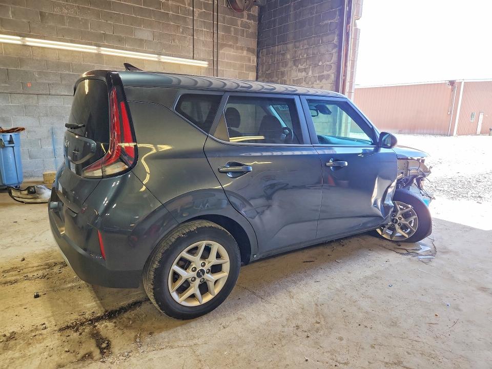 62331356 :رقم المزاد ، KNDJ23AU4P7199394 vin ، 2023 Kia Soul مزاد بيع