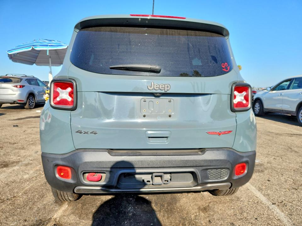 Продажа на аукционе авто 2018 Jeep Renegade, vin: ZACCJBCB4JPJ00355, номер лота: 60845176