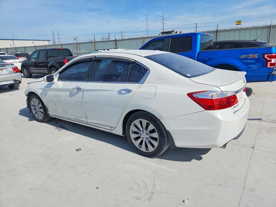 2014 Honda Accord მანქანა იყიდება აუქციონზე, vin: 1HGCR3F84EA029702, აუქციონის ნომერი: 62774556