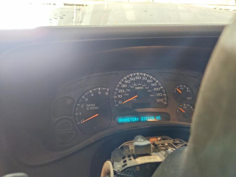 61491986 :رقم المزاد ، 2GCEC13T251292710 vin ، 2005 Chevrolet Silverado مزاد بيع