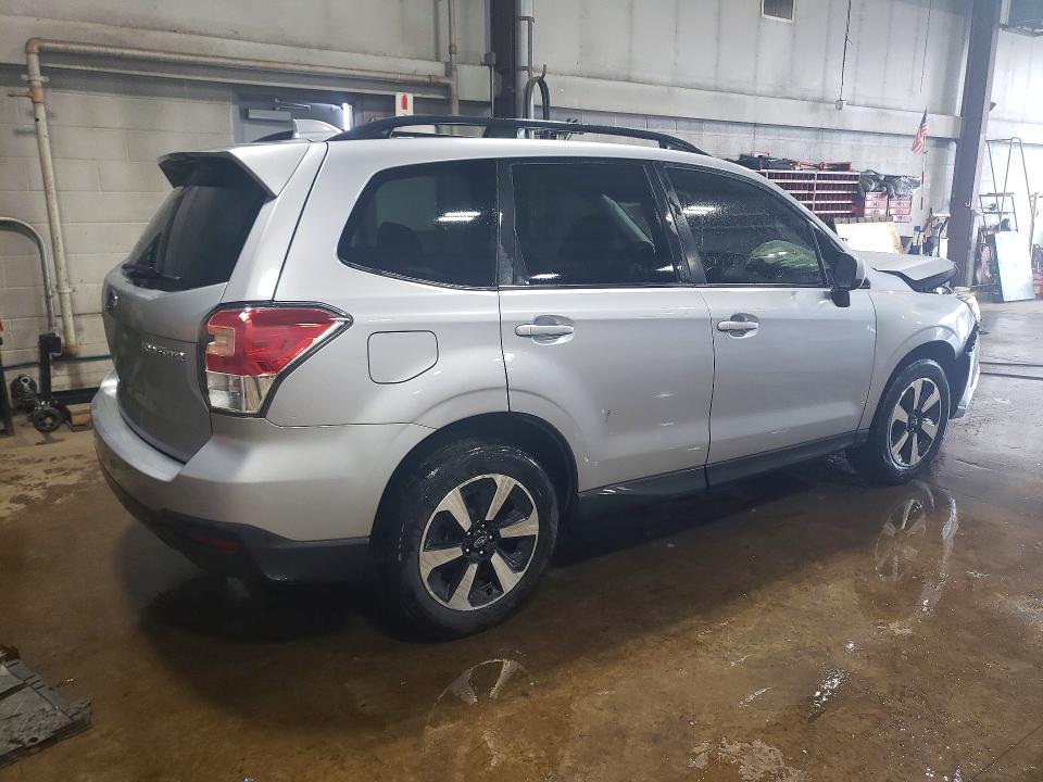 63119046 :رقم المزاد ، JF2SJAEC1JH512501 vin ، 2018 Subaru Forester مزاد بيع