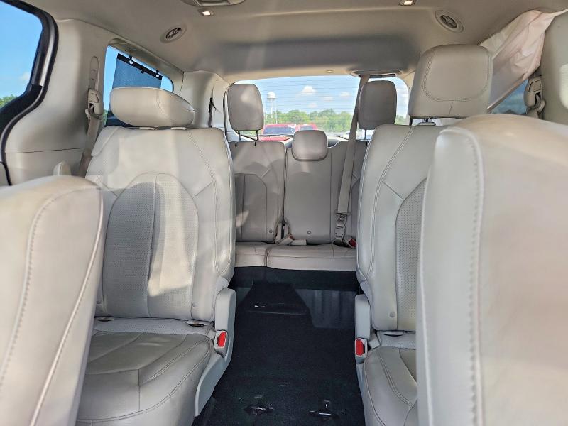 60428716 :رقم المزاد ، 2C4RC1EG9HR628487 vin ، 2017 Chrysler Pacifica مزاد بيع