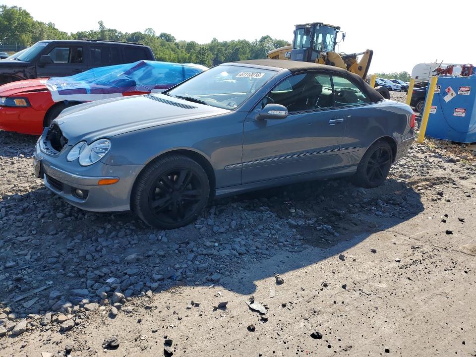 61117016 :رقم المزاد ، WDBTK56F57F219056 vin ، 2007 Mercedes-benz Clk مزاد بيع