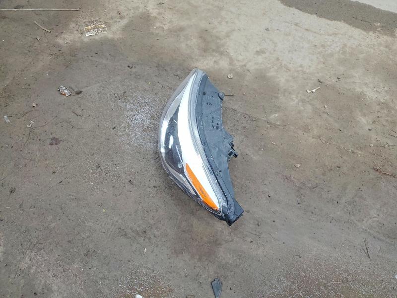 62240706 :رقم المزاد ، KNDJP3A53F7816180 vin ، 2015 Kia Soul مزاد بيع