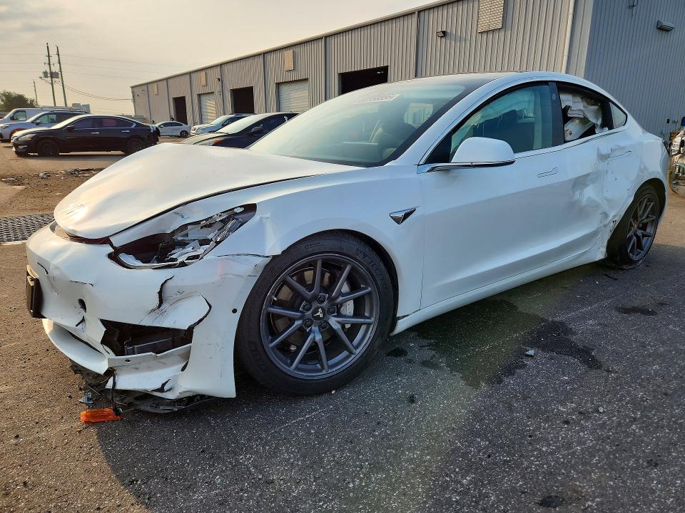 Продажа на аукционе авто 2020 Tesla Model 3, vin: 5YJ3E1EA2LF785231, номер лота: 63158056
