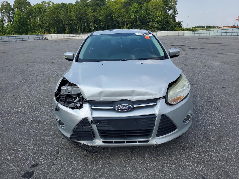 61305626 :رقم المزاد ، 1FADP3F22EL227080 vin ، 2014 Ford Focus مزاد بيع