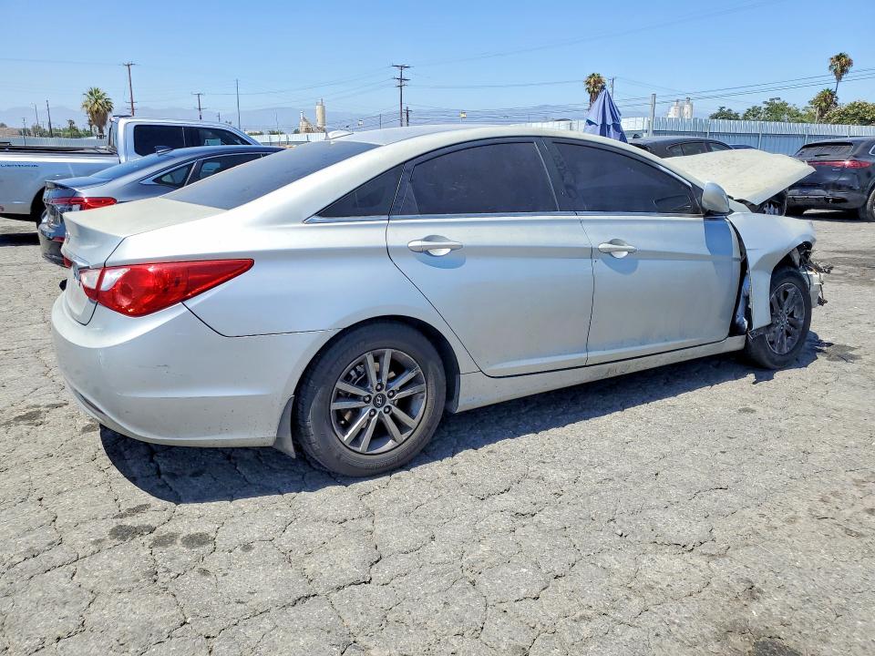 2013 Hyundai Sonata მანქანა იყიდება აუქციონზე, vin: 5NPEB4AC3DH518645, აუქციონის ნომერი: 59878746