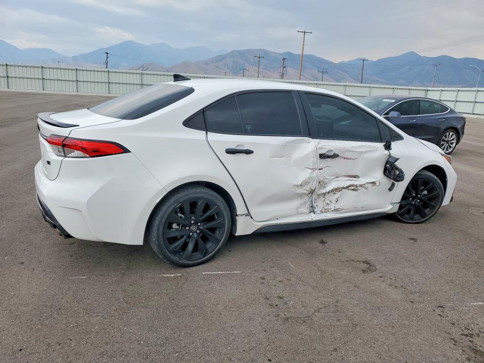 62971686 :رقم المزاد ، 5YFS4MCE9NP112417 vin ، 2022 Toyota Corolla مزاد بيع