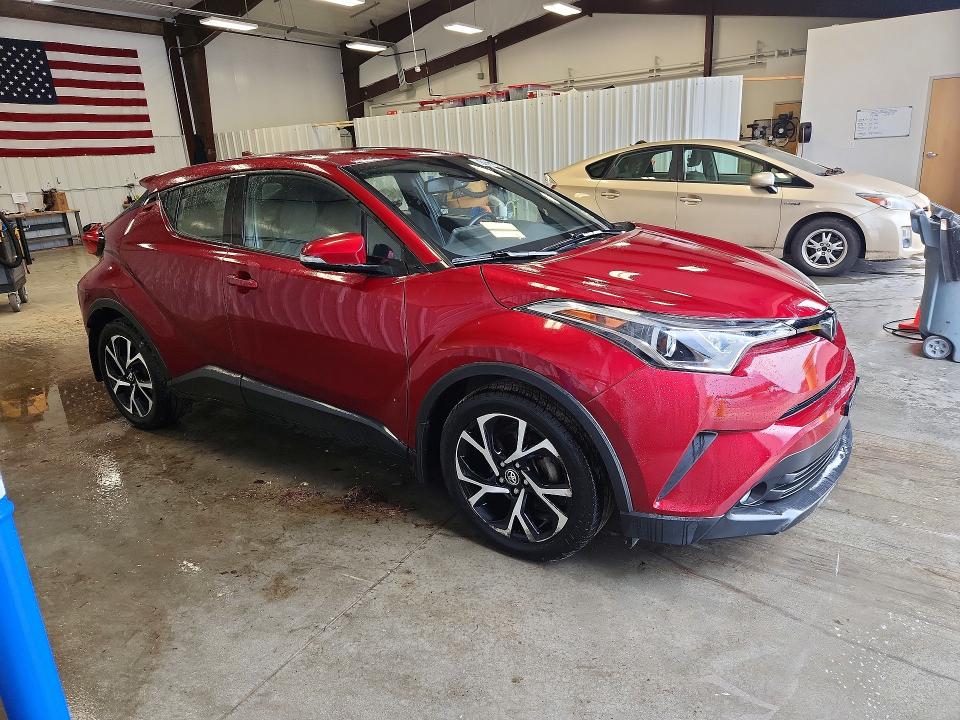 Продаж на аукціоні авто 2018 Toyota C-hr, vin: NMTKHMBX3JR008111, номер лоту: 61022546