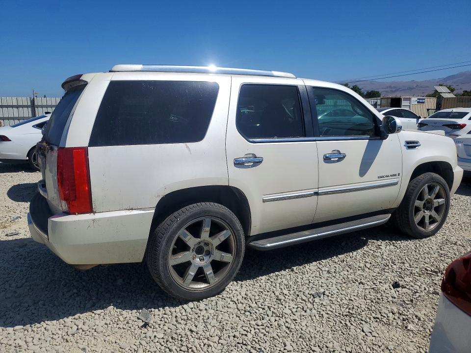 60701686 :رقم المزاد ، 1GYFK63817R173227 vin ، 2007 Cadillac Escalade مزاد بيع