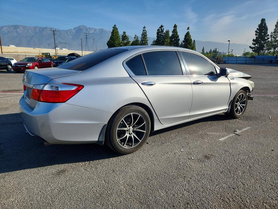 Продажа на аукционе авто 2015 Honda Accord, vin: 1HGCR2F79FA100363, номер лота: 62652056
