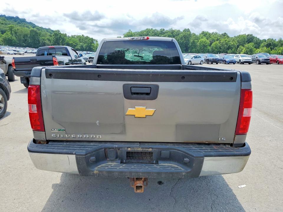 Auction sale of the 2012 Chevrolet Silverado, vin: 1GCRKPE08CZ180850, lot number: 60663256