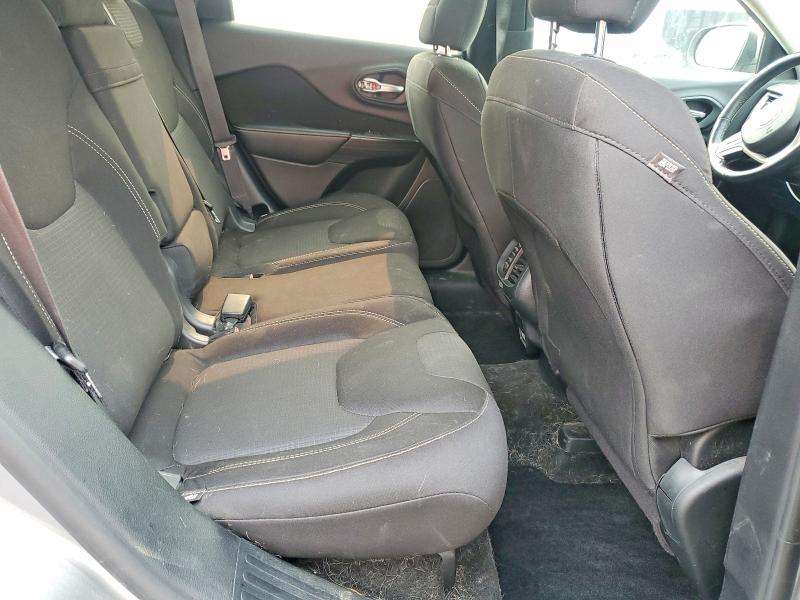 59886306 :رقم المزاد ، 1C4PJMCS1FW725466 vin ، 2015 Jeep Cherokee مزاد بيع