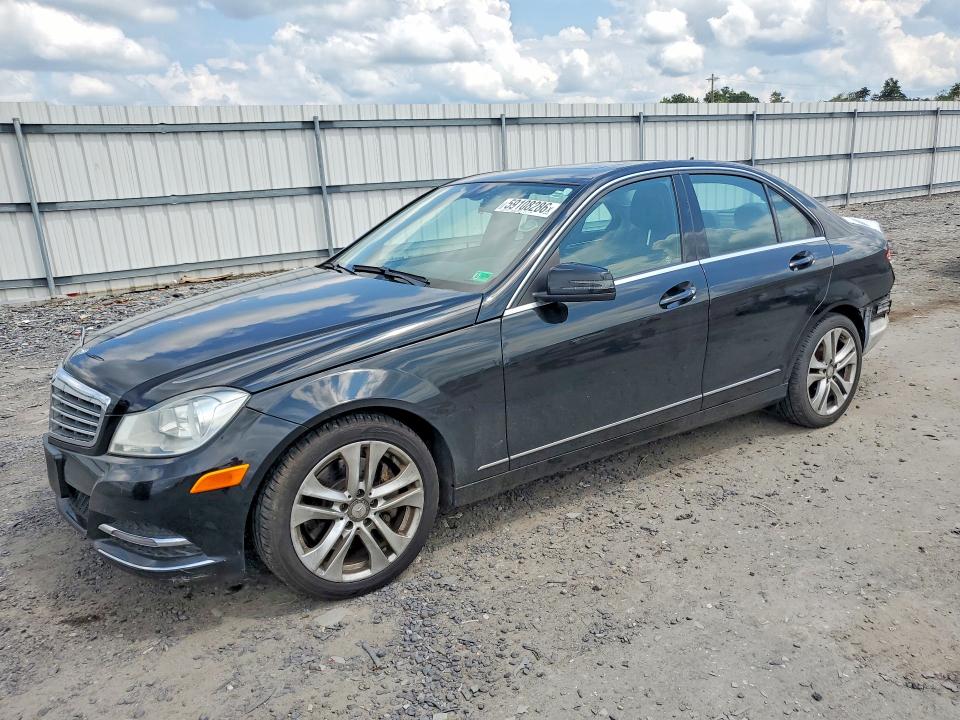 2013 Mercedes-benz C მანქანა იყიდება აუქციონზე, vin: WDDGF8AB3DR291239, აუქციონის ნომერი: 59108286