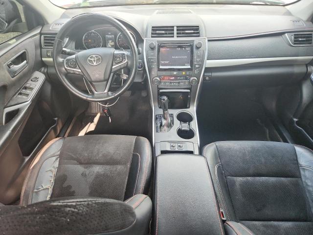 2015 Toyota Camry მანქანა იყიდება აუქციონზე, vin: 4T1BK1FK4FU562420, აუქციონის ნომერი: 62676186