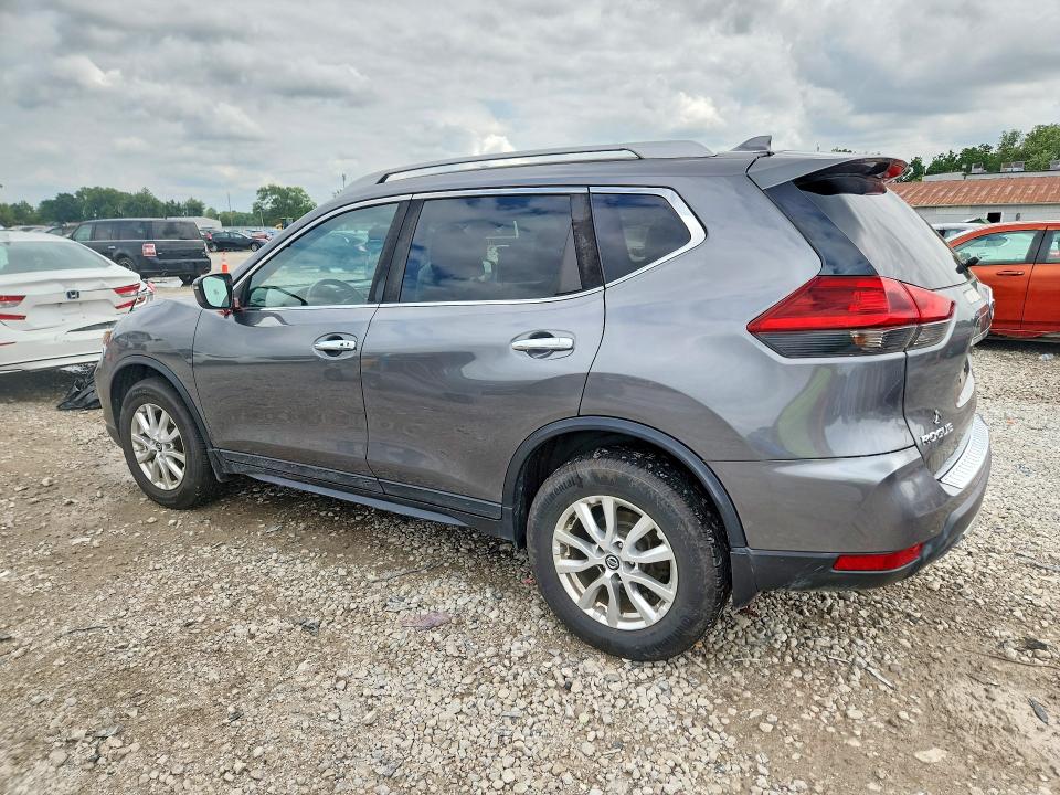 2018 Nissan Rogue მანქანა იყიდება აუქციონზე, vin: 5N1AT2MV8JC825812, აუქციონის ნომერი: 63117516