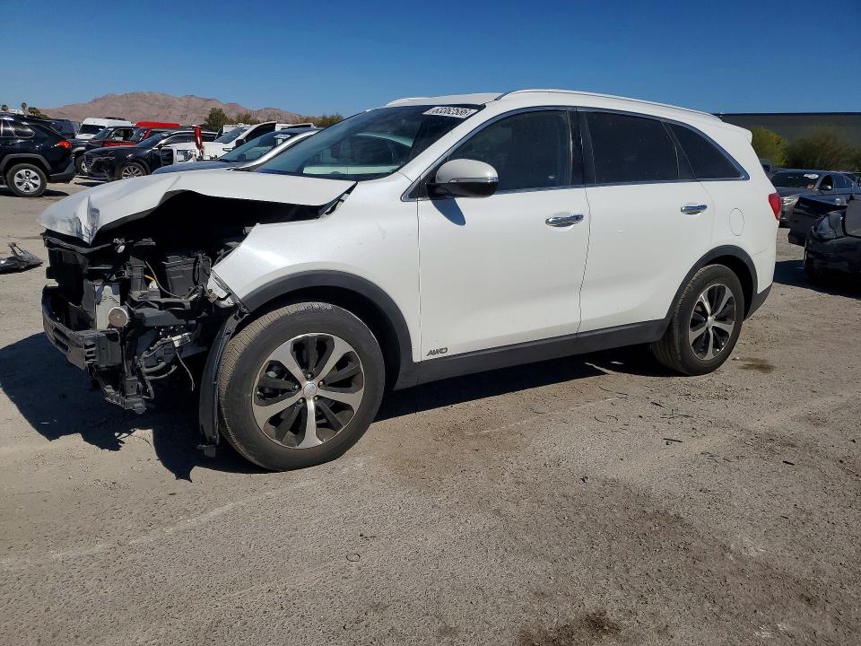 63362586 :رقم المزاد ، 5XYPHDA12HG268690 vin ، 2017 Kia Sorento مزاد بيع