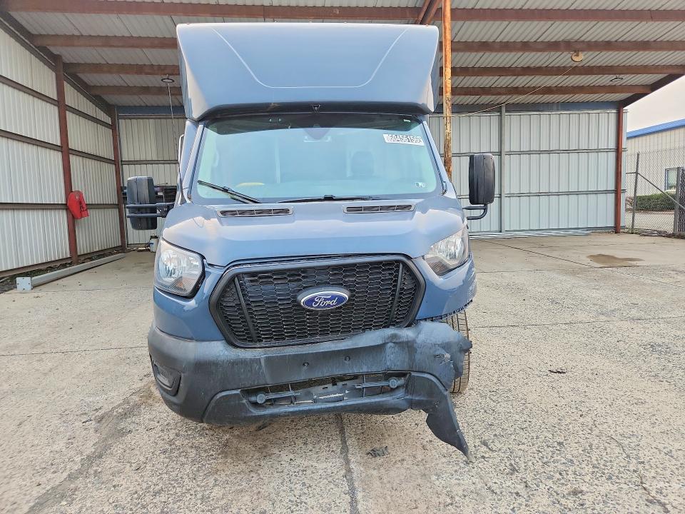 60456156 :رقم المزاد ، 1FDDF6P89MKA17190 vin ، 2021 Ford Transit مزاد بيع