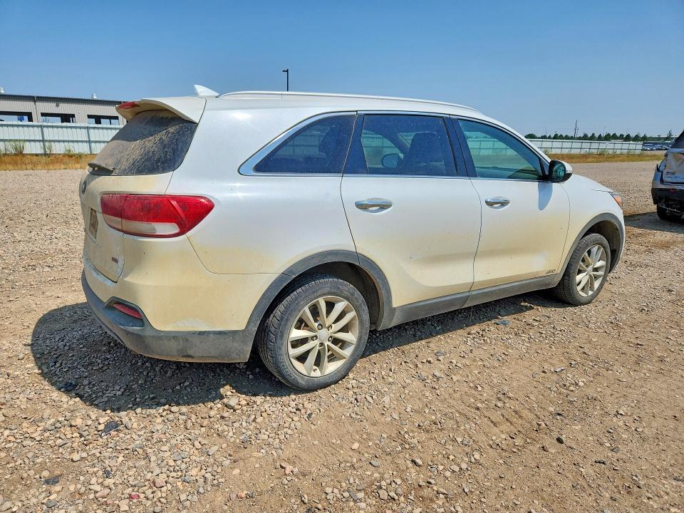 62154366 :رقم المزاد ، 5XYPGDA39HG237084 vin ، 2017 Kia Sorento مزاد بيع
