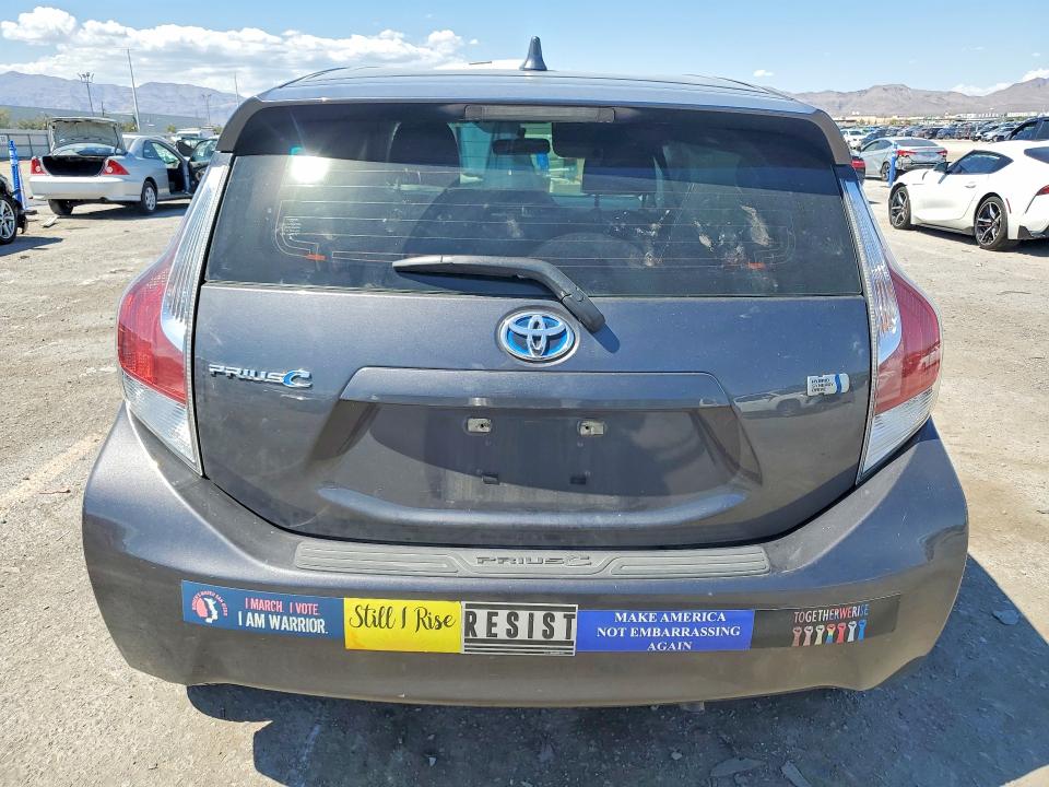 Продажа на аукционе авто 2016 Toyota Prius C, vin: JTDKDTB38G1120056, номер лота: 62461036