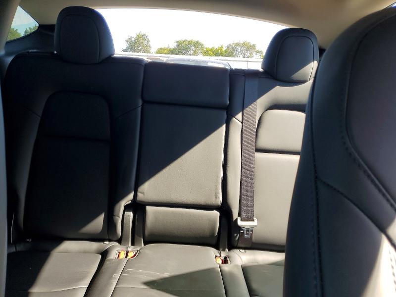 60227136 :رقم المزاد ، 7SAYGDEE8PF966878 vin ، 2023 Tesla Model Y مزاد بيع