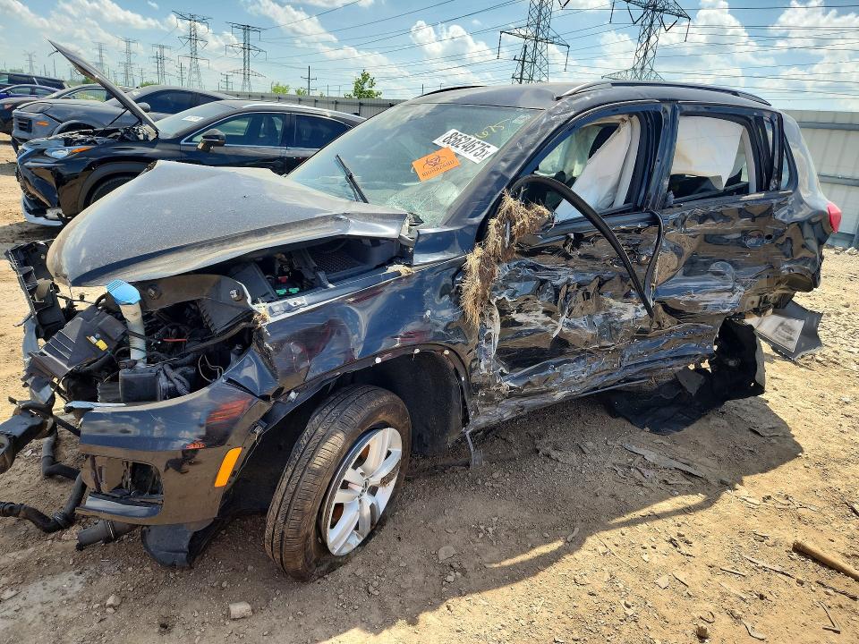 Продаж на аукціоні авто 2016 Volkswagen Tiguan, vin: WVGAV7AX7GW534609, номер лоту: 85624675